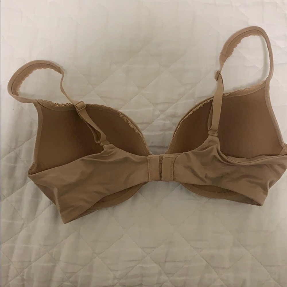Body by Victoria push-up bra size 34D